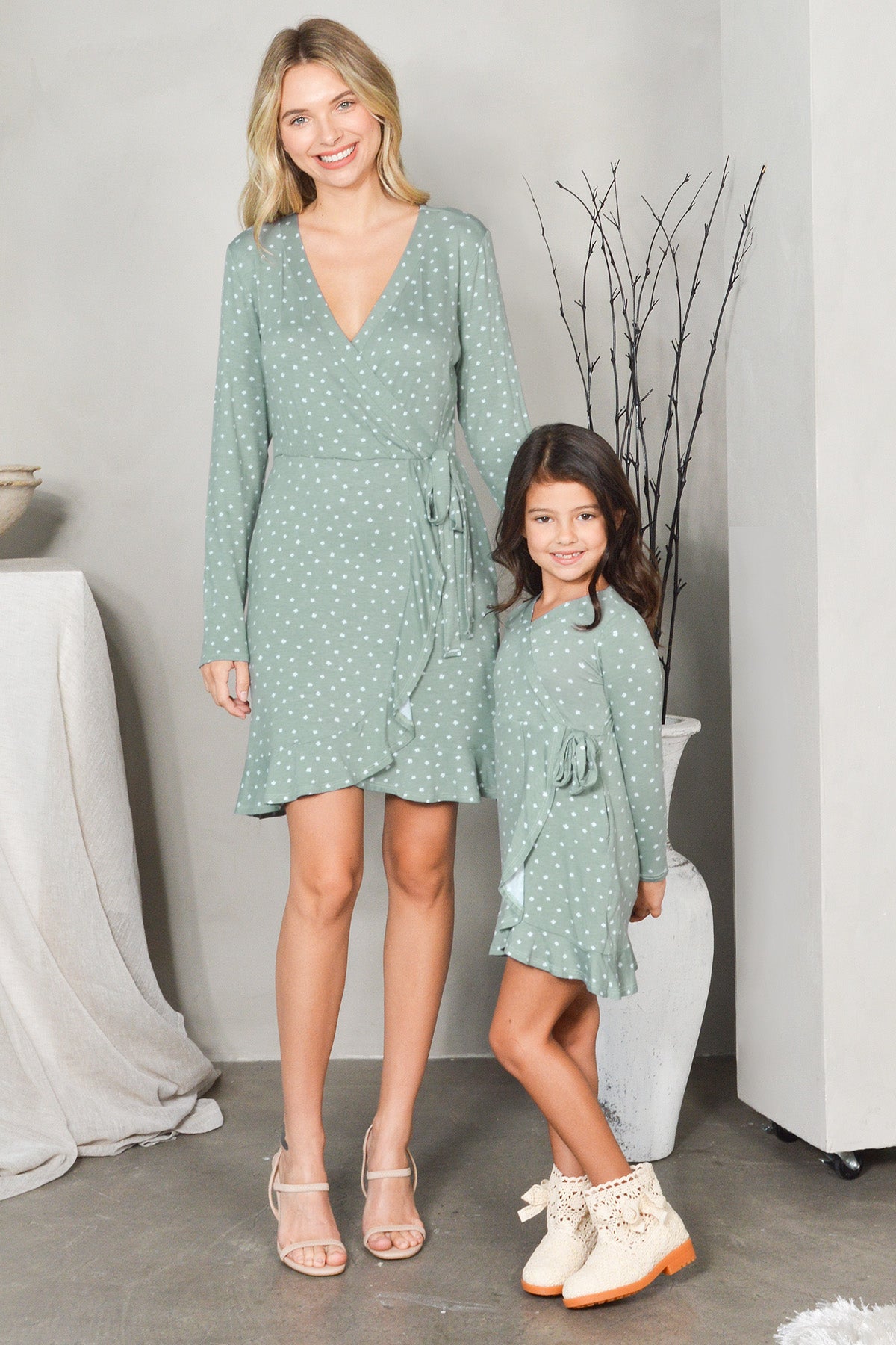 Mommy and Me Dresses - Family Matching Outfits Soft Jersey Pocket Wrap Dress Cute Print for Family Photoshoot - Lifestyle