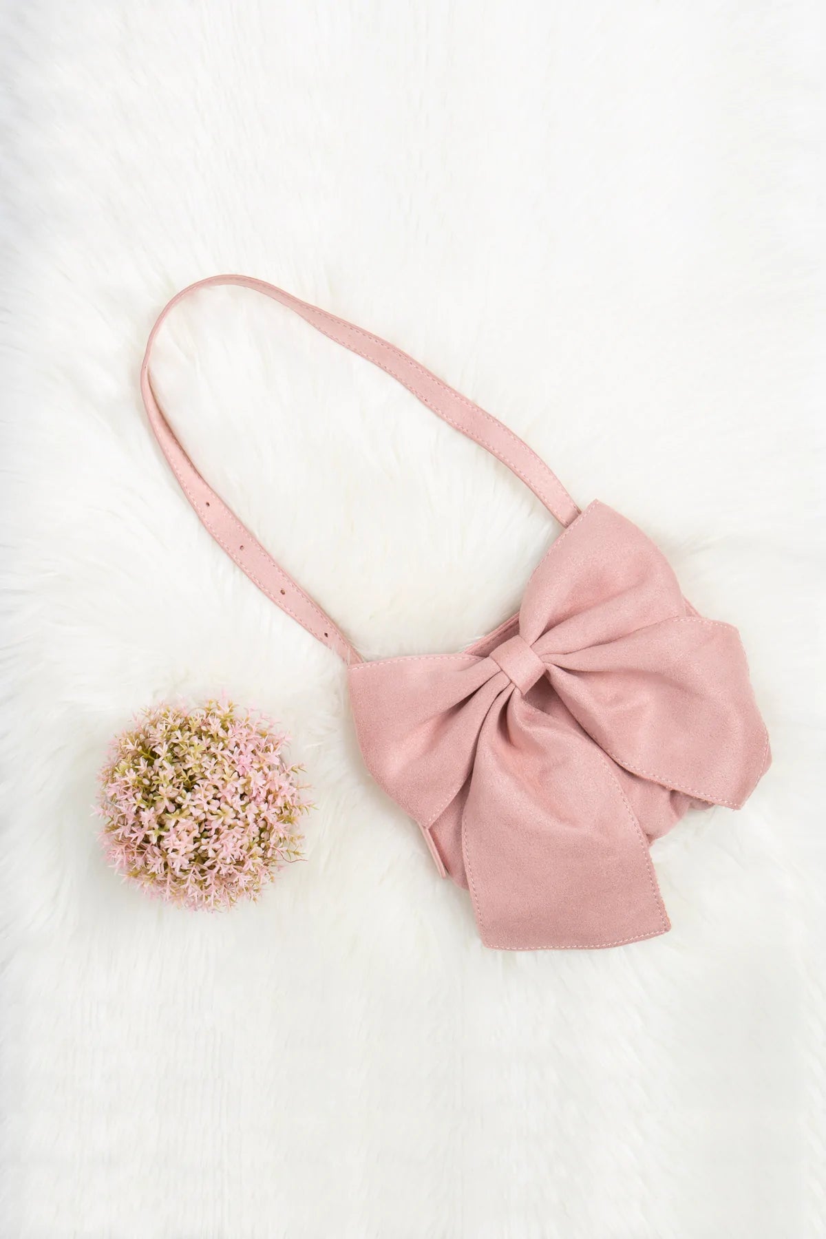 Heart Shape Handbag Cute Girls Purse - Fluffy Faux Fur Bag for Women Crossbody, Valentine's Day Bow Tie Ribbon Shoulder